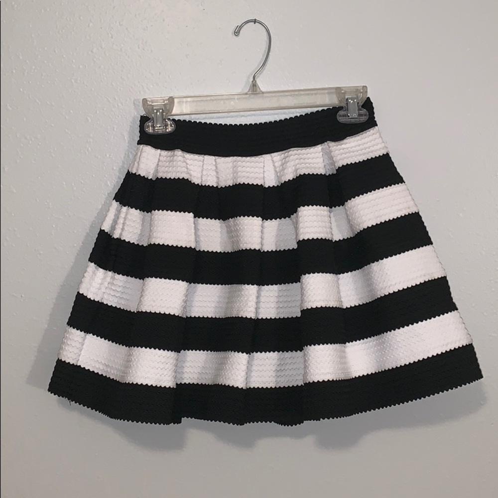 ACTIVE skirt